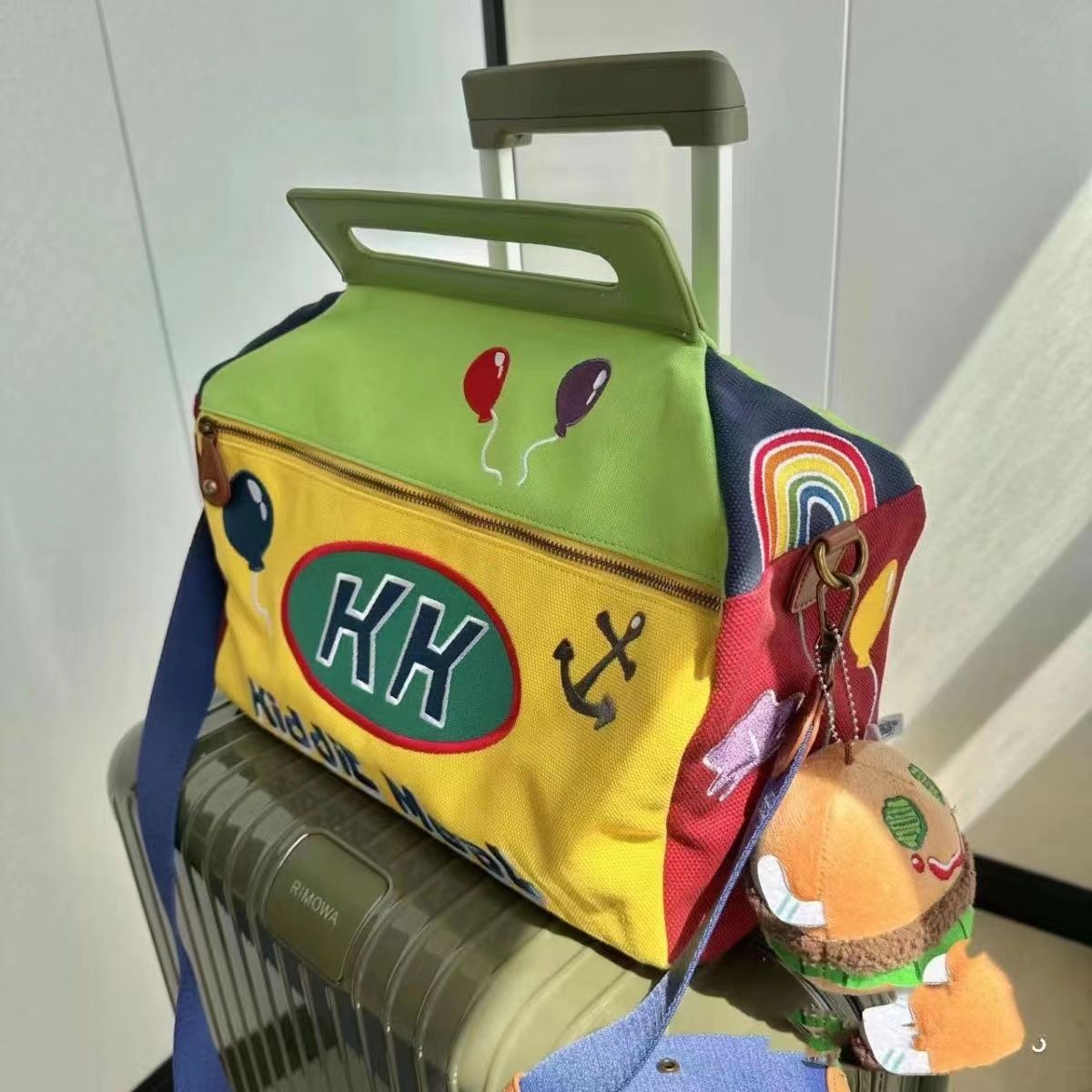 スポンジボブスクエアパンツ大容量ポータブルトラベルバッグ学生トロリー荷物バッグ収納バッグメッセンジャージムバッグ通勤バッグ