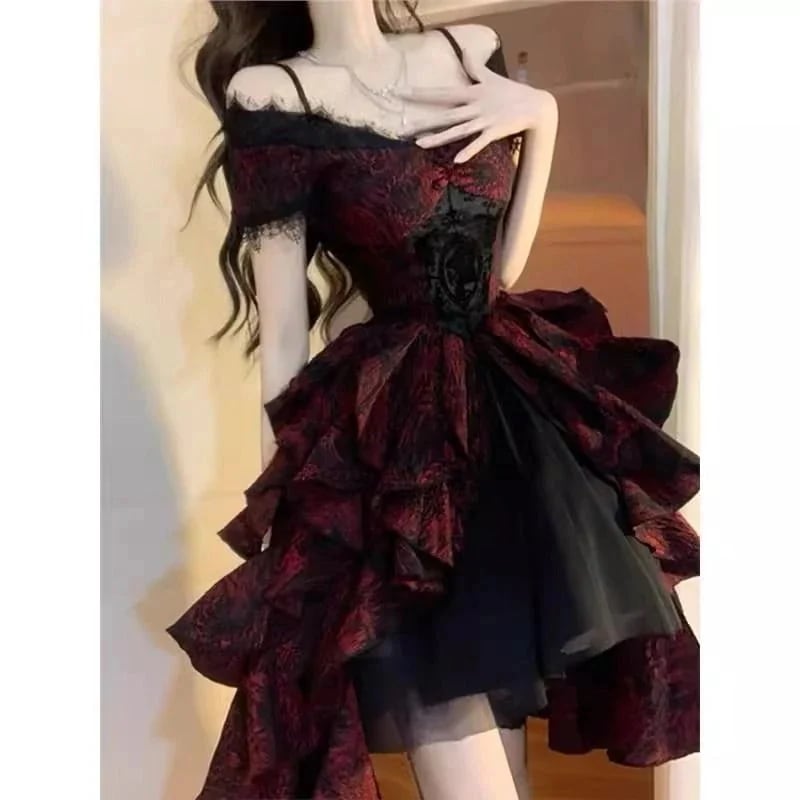 【3日出荷】レトロゴシック ロリータ 黒赤ジャカード ウェーブワンピース ロリータ オフショルダー フリルプリンセスドレス アイドル衣装 ロリータ