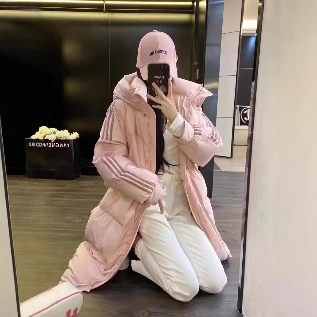 2024新しいスタイルの女性用コットンコートミドル丈多用途膝上まで厚く暖かいホワイトダックダウンフード付き冬コートトレンディなコットンコート