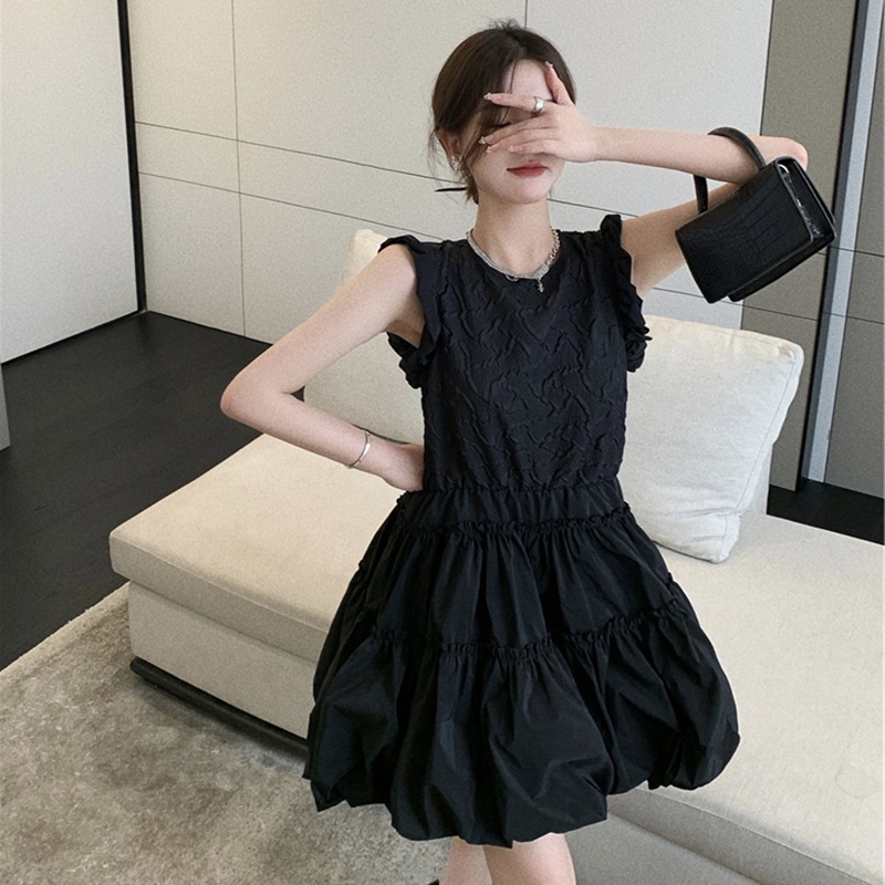 ワンピース ワンピドレス ミニ ショート 膝上 ノースリーブ ラウンドネック フレア Aライン フリル かわいい 大人可愛い きれいめ シンプル カジュアル 大人 上品 おしゃれ お洒落 大人可愛い
