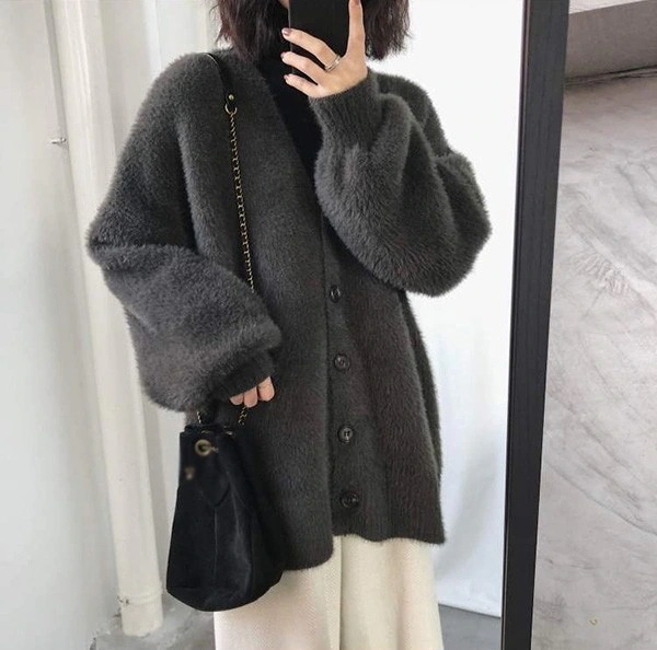 トップスニット無地 前開き ニットカーディガン 日常服 おしゃれ ニットカーデ 羽織 カジュアル ニットカーディガン ざっくり オーバーサイズ トップス ゆったり セーター 秋冬 ゆるニット