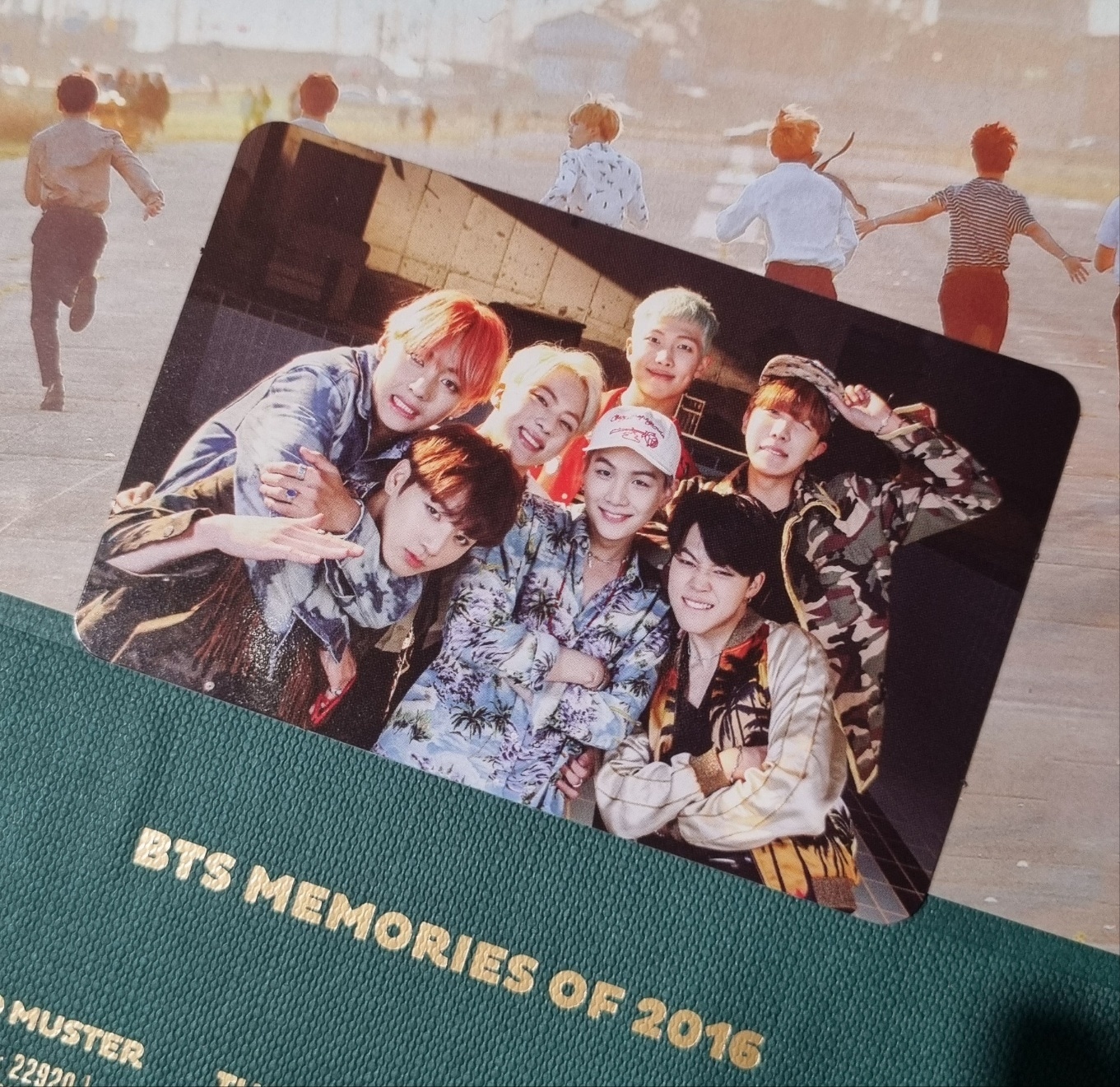 防弾少年団 2016 メモリーズ dvd 燃えるようなポカ付き BTS 2016 memories dvd with FIRE poca