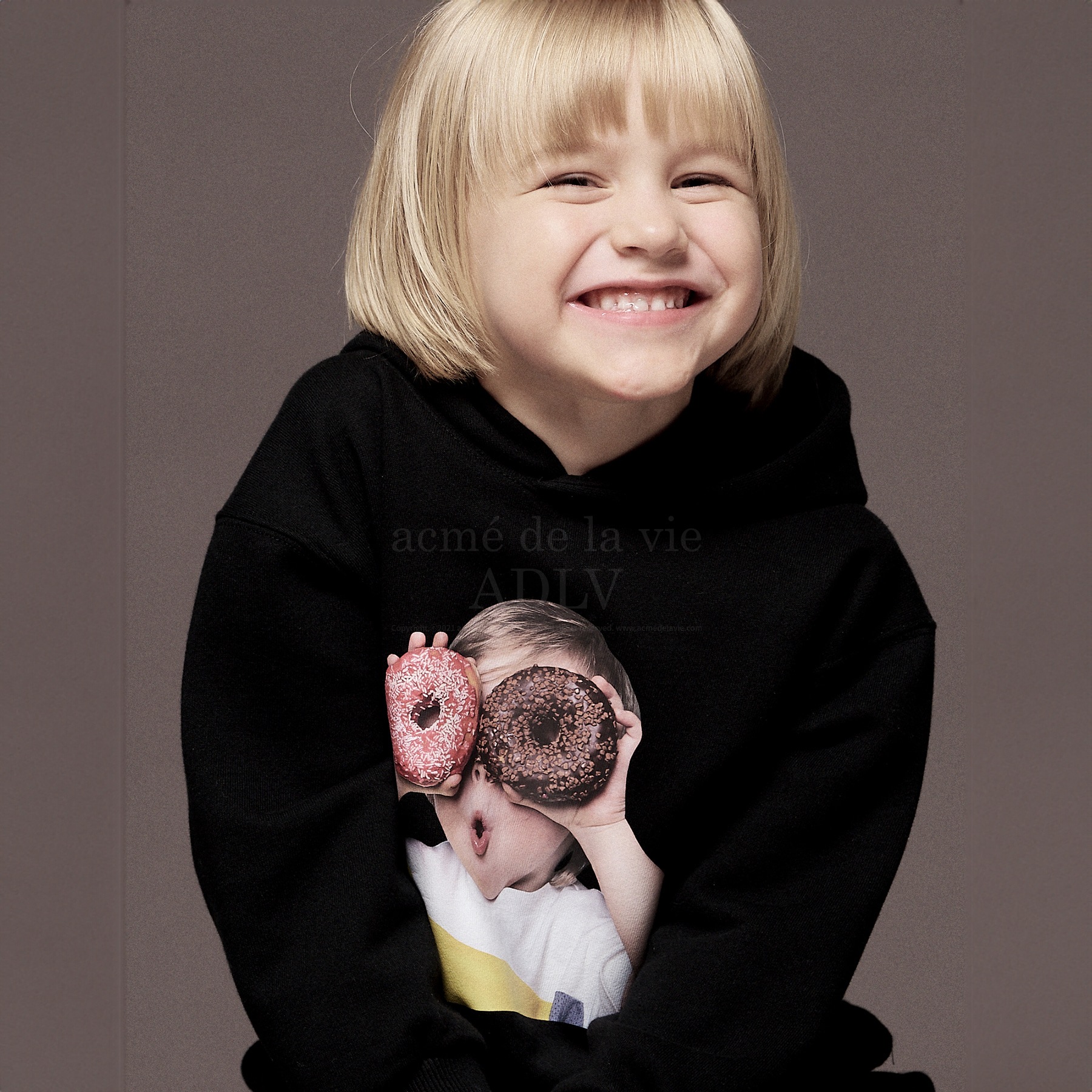 24FW-TP-SS-KD-KMS-BLK-キッズ 韓国ブランド 2024年秋 新作 子供服 DOUNUTフーディー