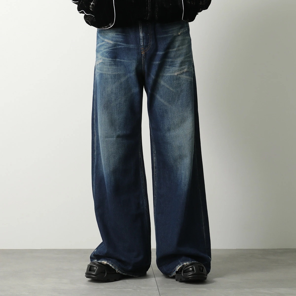 DIESEL ディーゼル ジーンズ D-RISE A06370 09M06 メンズ デニムパンツ ウォッシュ ダメージディテール リラックスフィット 01