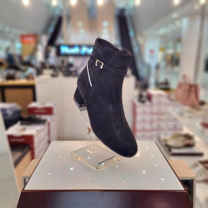 女性の足に優しいクリスタルストラップ軽量スエードアンクルブーツ3fr601-B