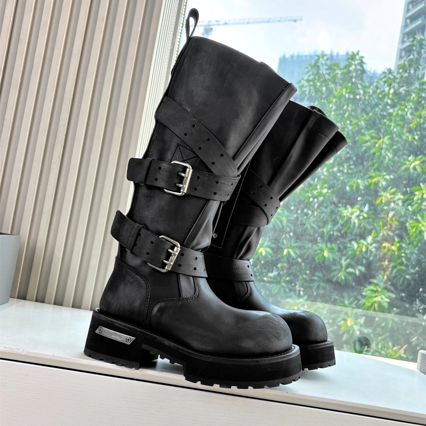 Paris Venom Boots レディース ライダーブーツ レトロ オートバイ トール ビッグトゥ ワークブーツ ベルト バックル