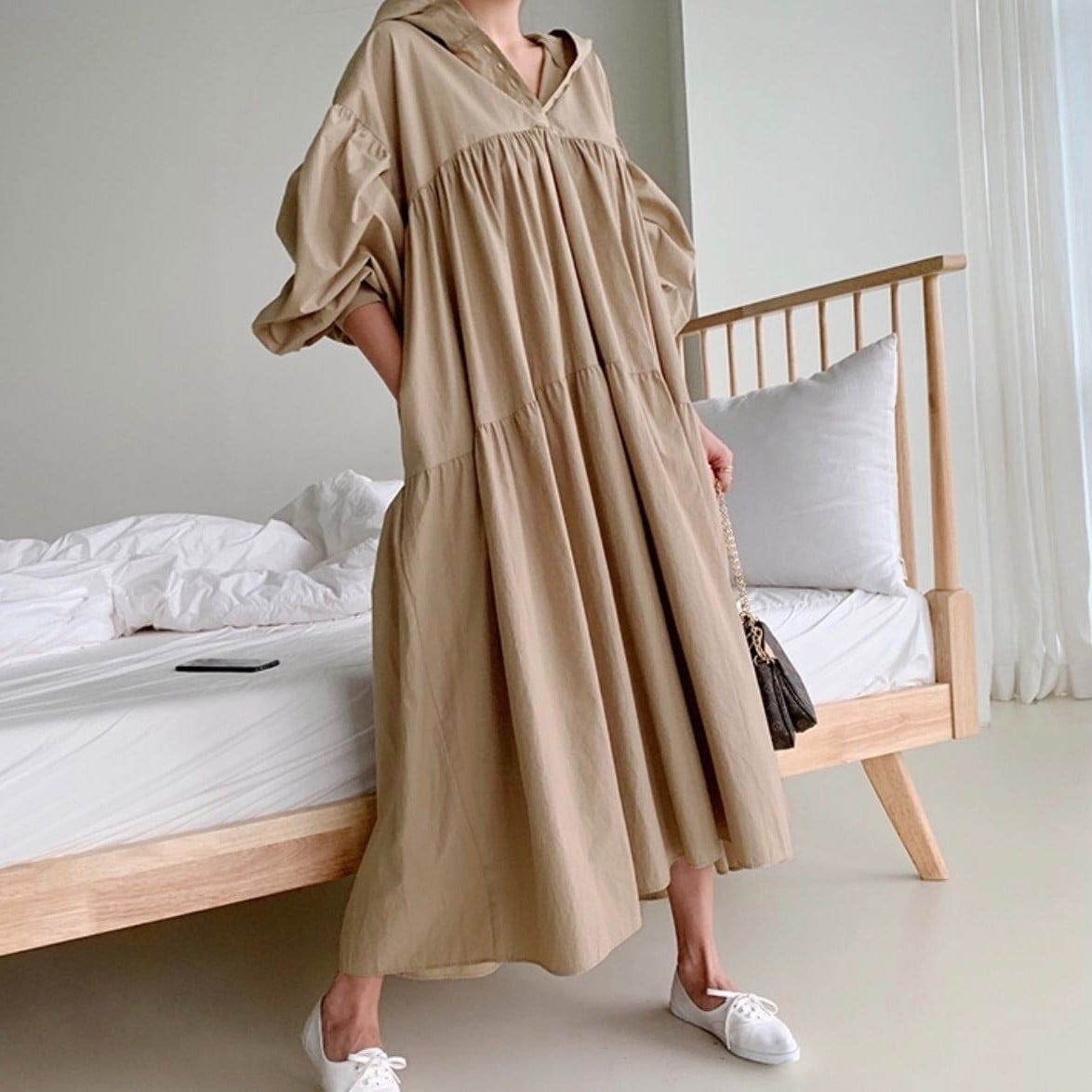 ワンピース プルオーバー レディース ドレス 膝下 ロング マキシ 長袖 ボリューム袖 パフスリーブ ドロップショルダー バルーン袖 Vネック スキッパー ワイド フレア Aライン 切り替え ドレープ 5,081円