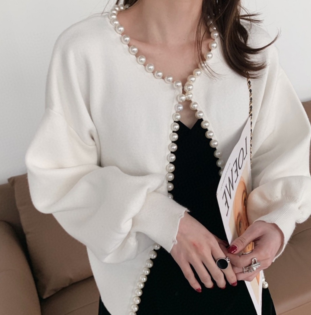 アウター デート ジャケット 上着 袖あり 長袖 Vネック かわいい 大人可愛い きれいめ シンプル カジュアル 大人 上品 おしゃれ お洒落 主役級 存在感 春 秋 冬 10代 20代 30代