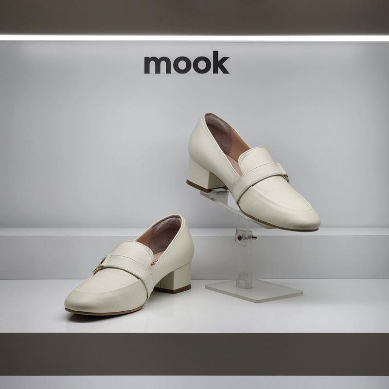 女性装飾ラウンドヒールローファー322109 QY HGYG2SD