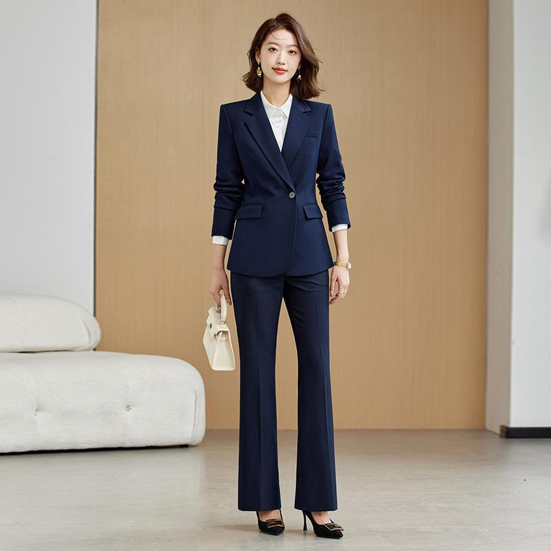 レディース パンツスーツ 上着 ネイビーブルー ブーツカット ２点セット セットアップ スーツ襟 ボタン１つ 非対称 デザイン性 シック エレガント スタイリッシュ モダン オフィス スタッフ
