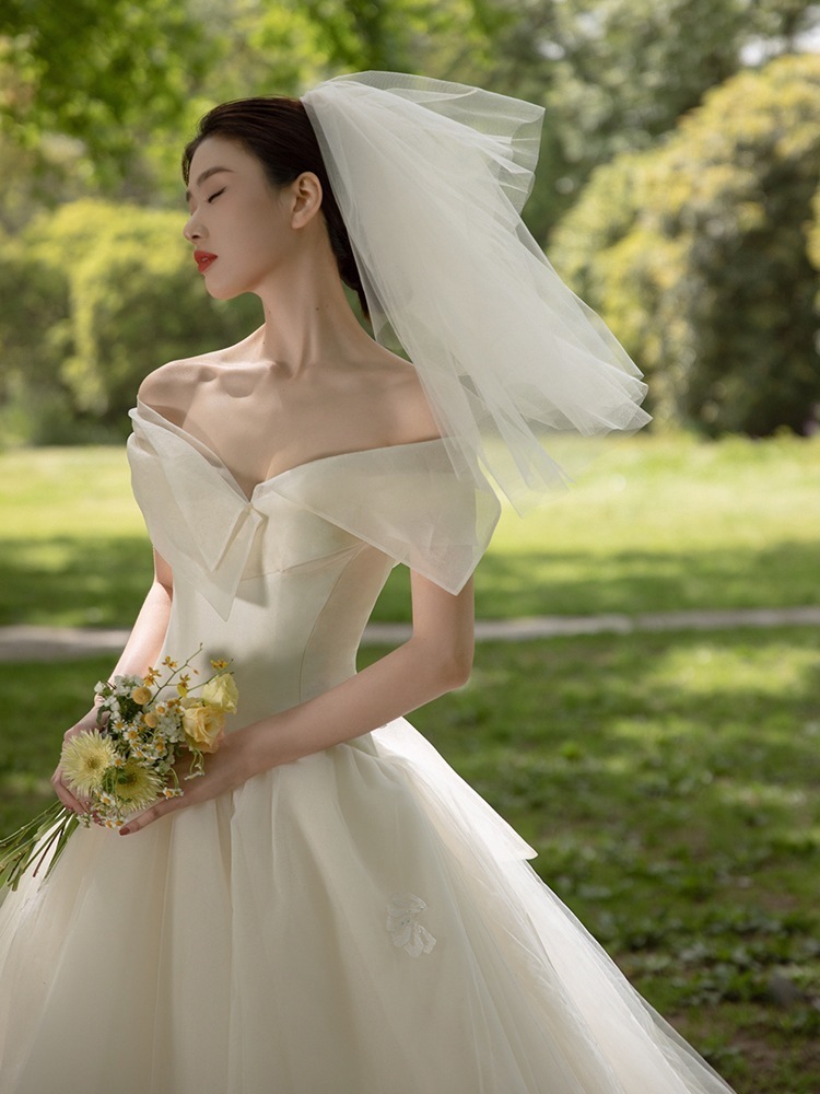 ワンショルダー ウェディングドレス 2025 新作 ブライダル メイン糸 フレンチ ライト ハイエンド テール ホワイト お出かけ糸 小