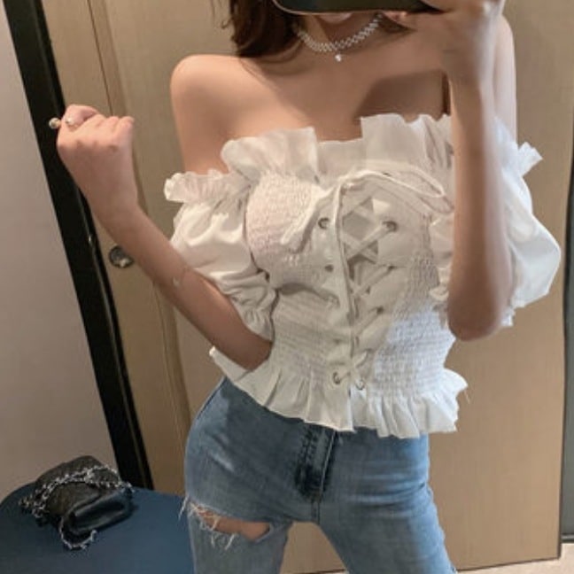 トップス デート かわいい 大人可愛い きれいめ シンプル カジュアル 大人 上品 おしゃれ お洒落 ブラウス オフショルダーフリル タイト ギャザー 半袖　夏 リゾート 個性的 レッド 韓国 モテ