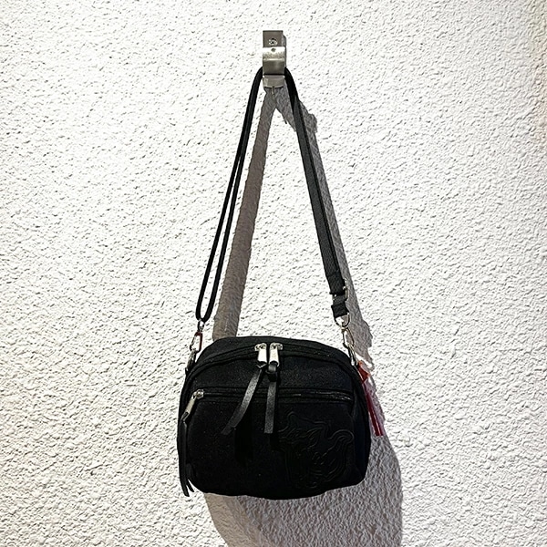 トムとジェリー リンクコーデショルダー トム ブラック バッグ_3838-f241031-15