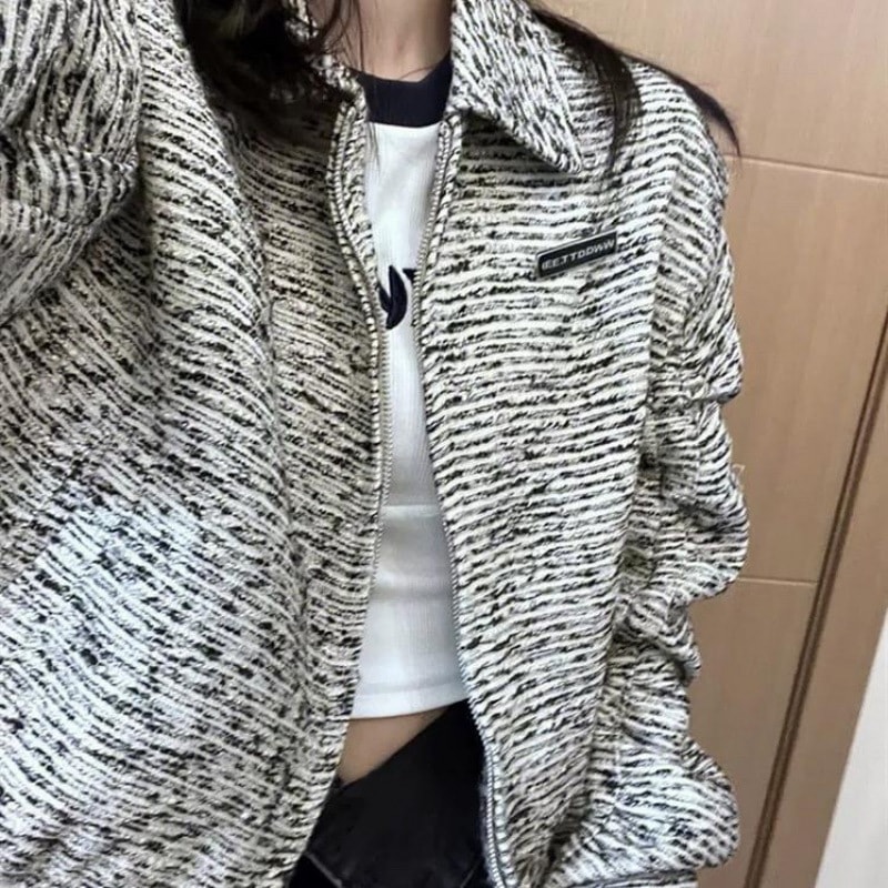 （細工が凝っている）女性向けの小さなフレグランススタイル春と秋2025年春新しいハイエンドデザインニッチレトロスタイルの野球ユニフォーム 