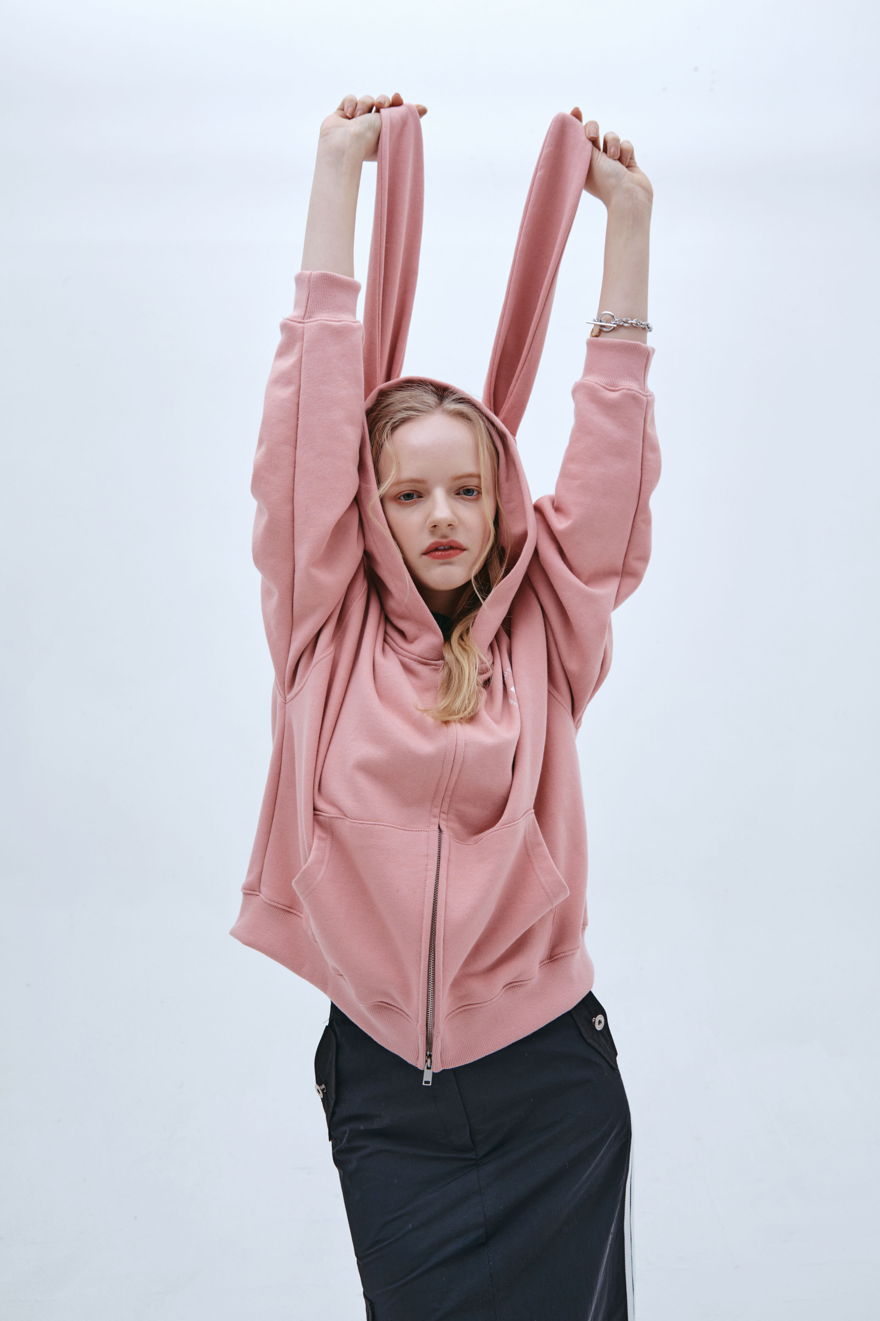 ラビットフードシャツ(フェイルピンク) 10,350円