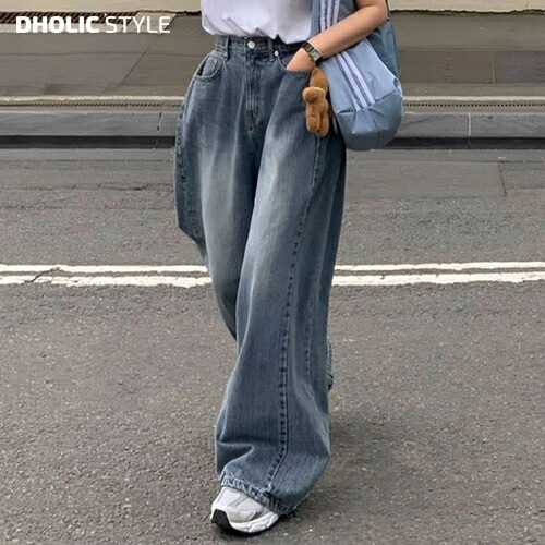 [メガ割りSALE]ボクシーシルエットがトレンディなジーンズ