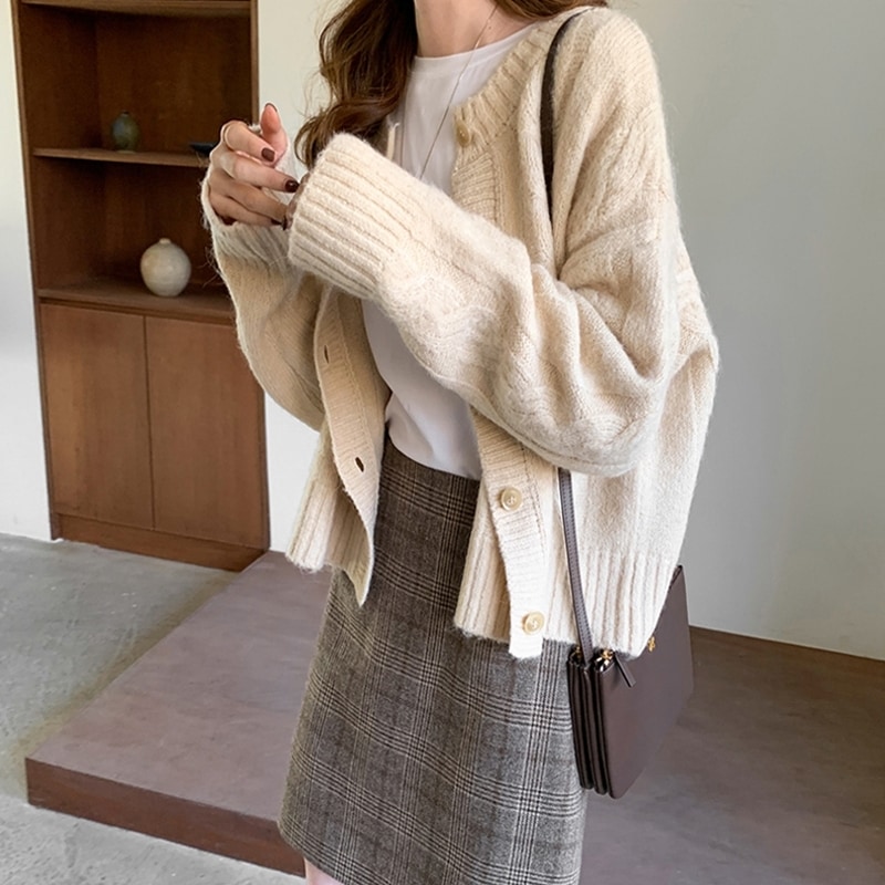 トップス セーター カーディガン 白トップス 長袖 ボリューム袖 ドロップショルダー 萌袖 ラウンドネック 襟なし ワイド 前開き ケーブルニット 綿 ポリエステル ニット かわいい シンプル
