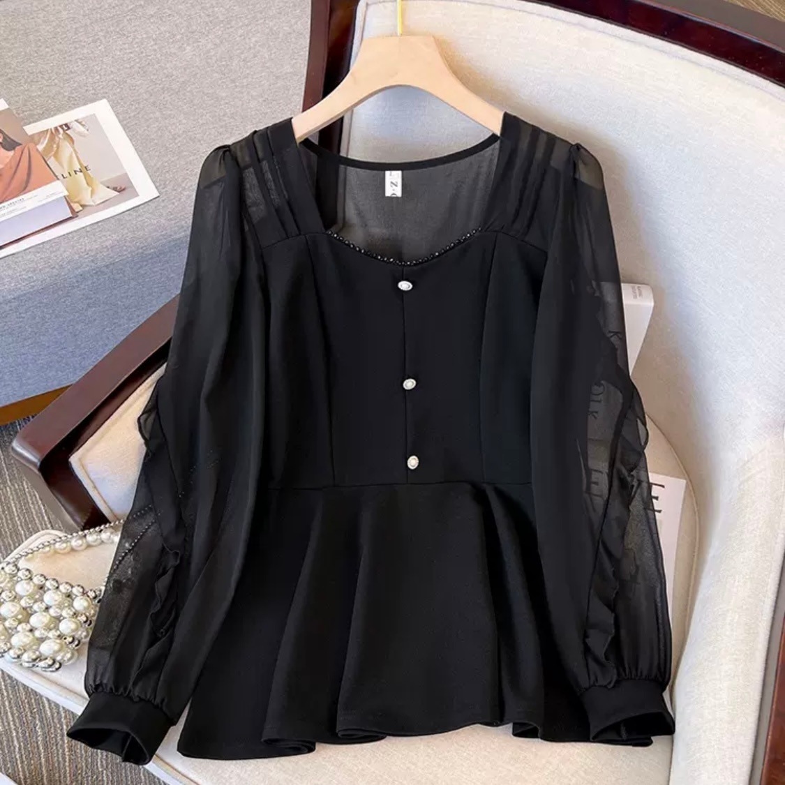 トップス シャツ ブラウス 黒シャツ 透け感 シースルー 柔らか 長袖 Vネック ストレート Iライン 前開き ポリエステル 大人可愛い きれいめ シンプル カジュアル 大人 上品 おしゃれ お洒落