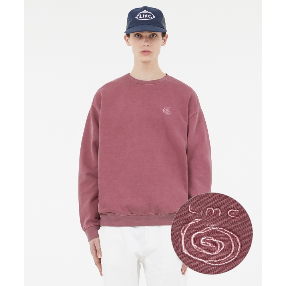 LMC オーバーダイ スパイラル スウェットシャツ レッド