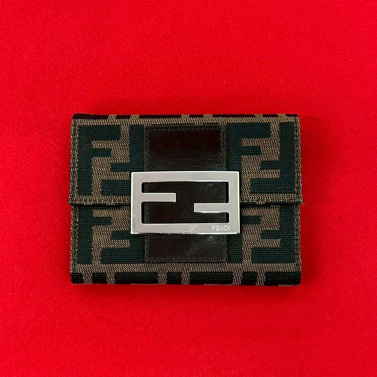 ヴィンテージ ズッカ FF 柄三つ折り財布 レザー キャンバス ブラウン 57131