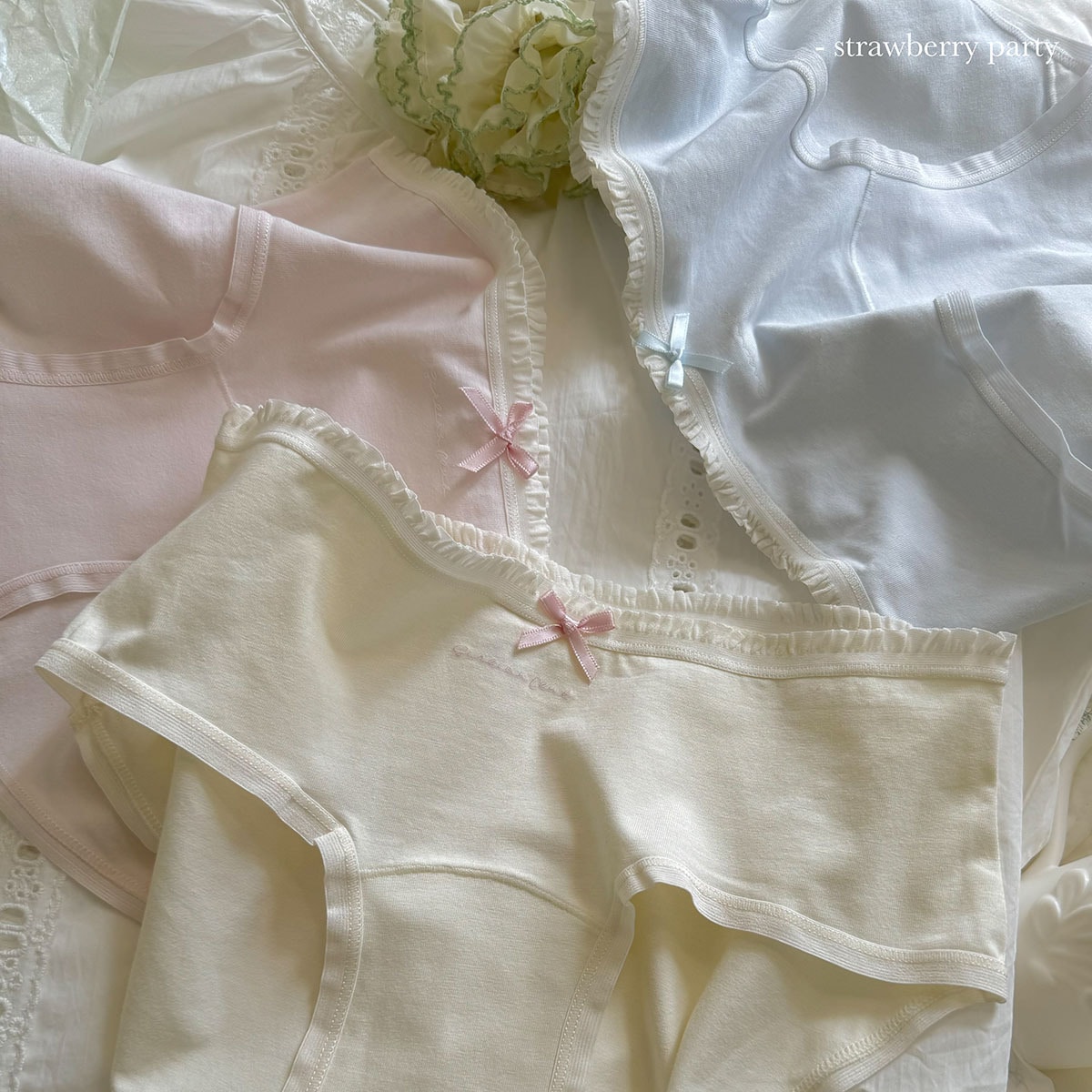 【1点ご購入 で10点プレゼントいたします】バレエ風 甘美ベビー綿 ロングレングス ジュニアパンツ 女の子 薄手