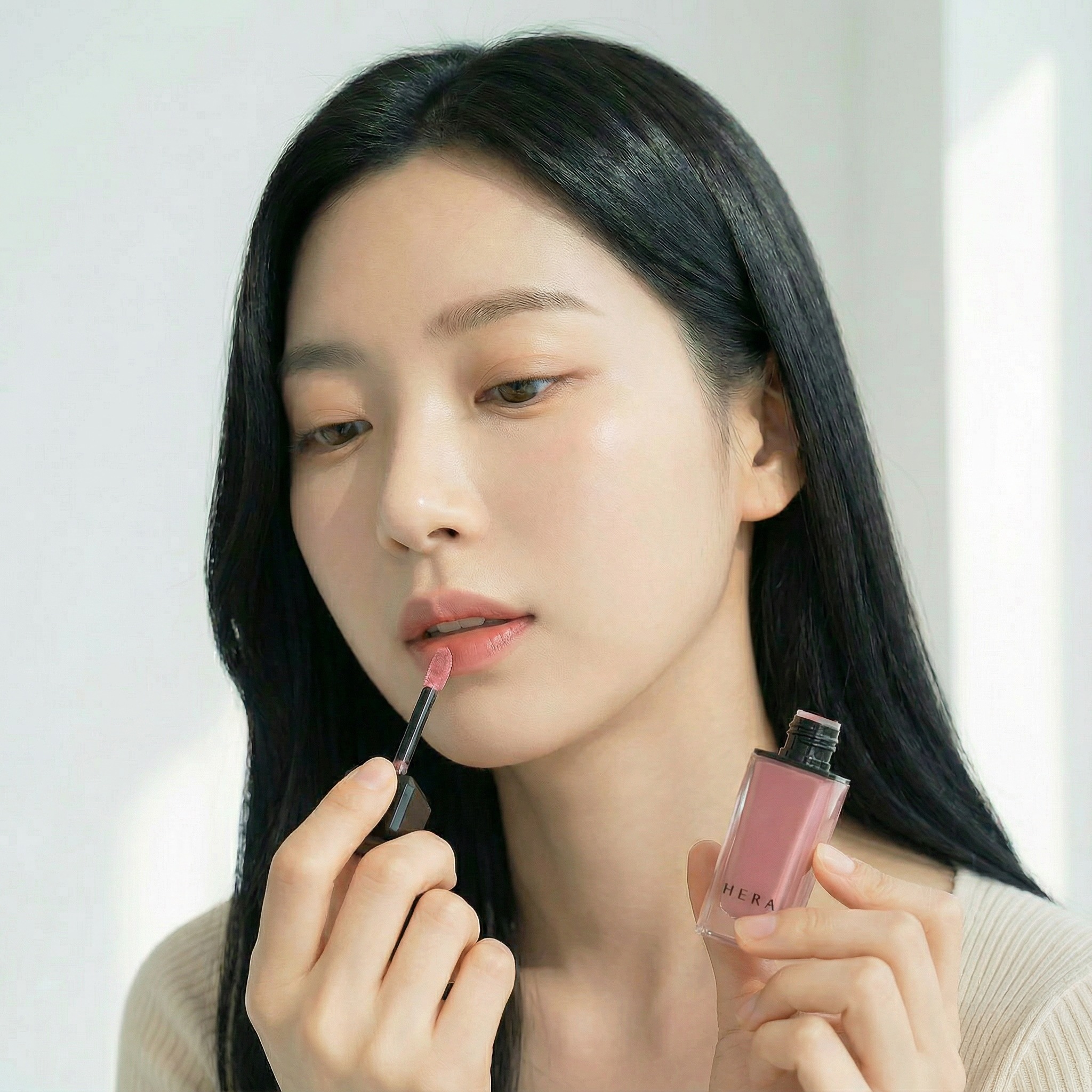HERA リップ ヘラ 公式 センシュアル パウダーマット リキッド 5g 127 133 134 145 169 176 187 213 288 293 400 426 435 499 人気 色