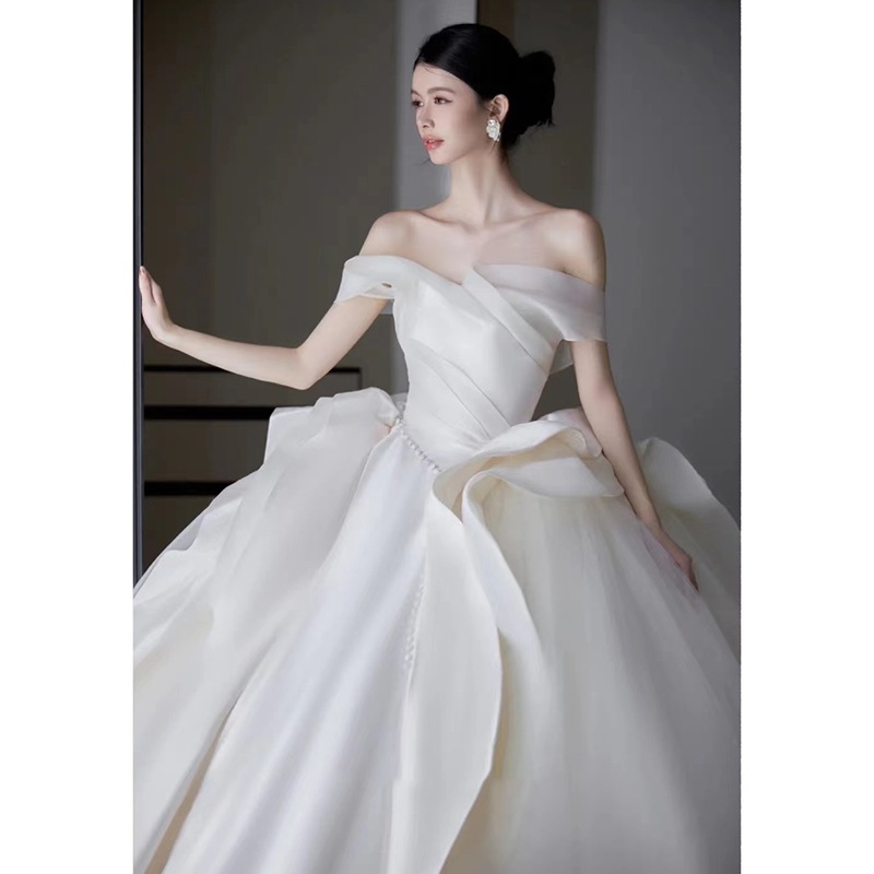 サテンワンショルダー春夏ウェディングドレス2024新婦メイン糸プリンセスプチ質感