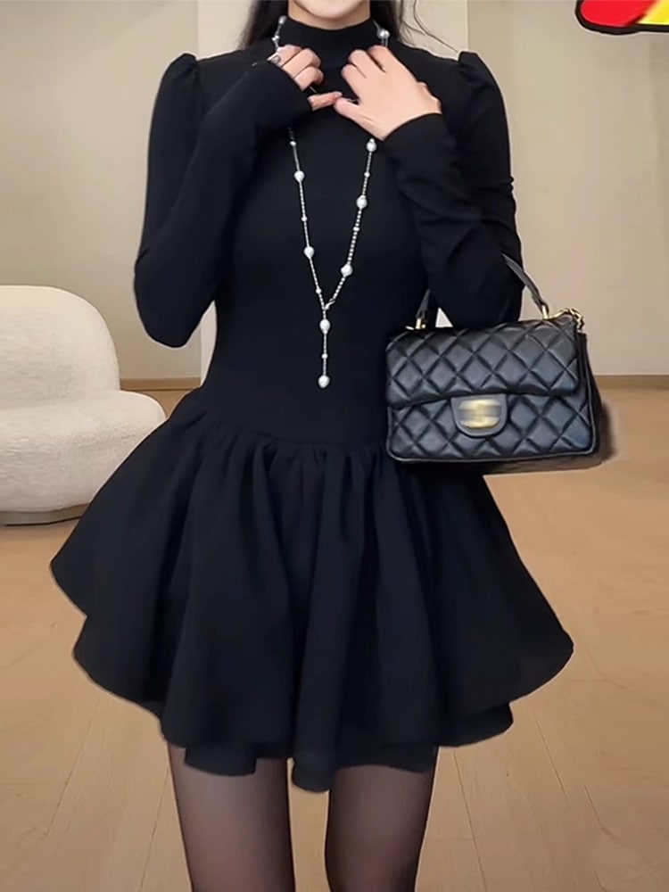 プリンセスチュチュスカート内の黒の気質ニットドレス女性秋と冬2024新しい小さな人々のシニアセンス