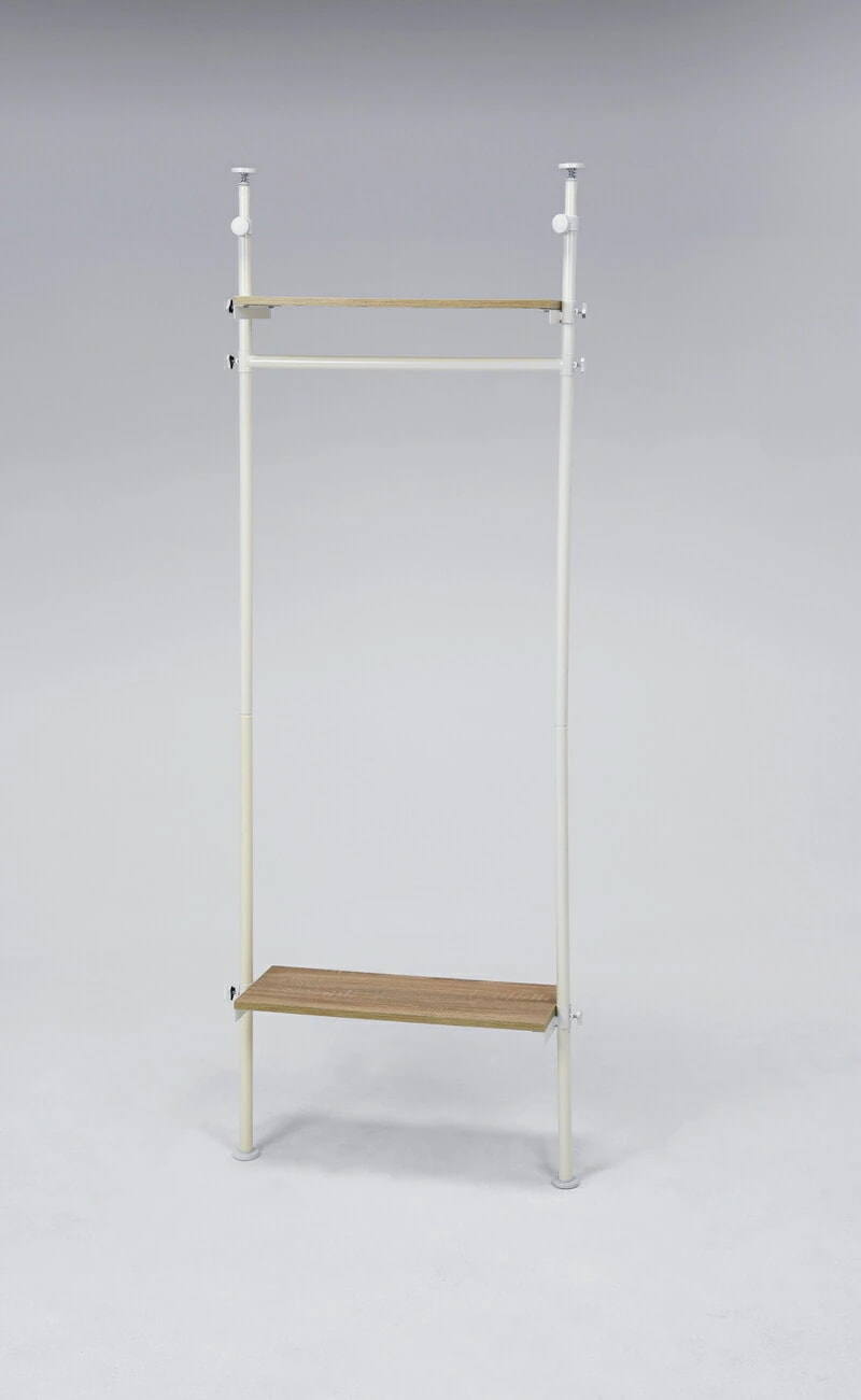 突っ張りハンガーラック（ホワイト）　KTR-3151WH棚板とハンガーバーは無段階に高さ調節可能スッキリ収納できるつっぱりハンガーラック