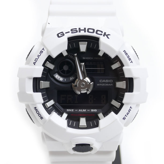 CASIO カシオ G-SHOCK 腕時計 電池式 ホワイト ブラック GA-700-7AJF メンズ 中古 美品