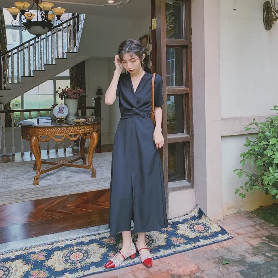 ワンピース ロング ロング丈 袖あり 半袖 Vネック 細身 Aライン 大人可愛い きれいめ シンプル カジュアル 大人 上品 レトロ 大人可愛い 大人女子 こなれ感 キュート ガーリー ルーズ クールその他 ワンピース・ドレス