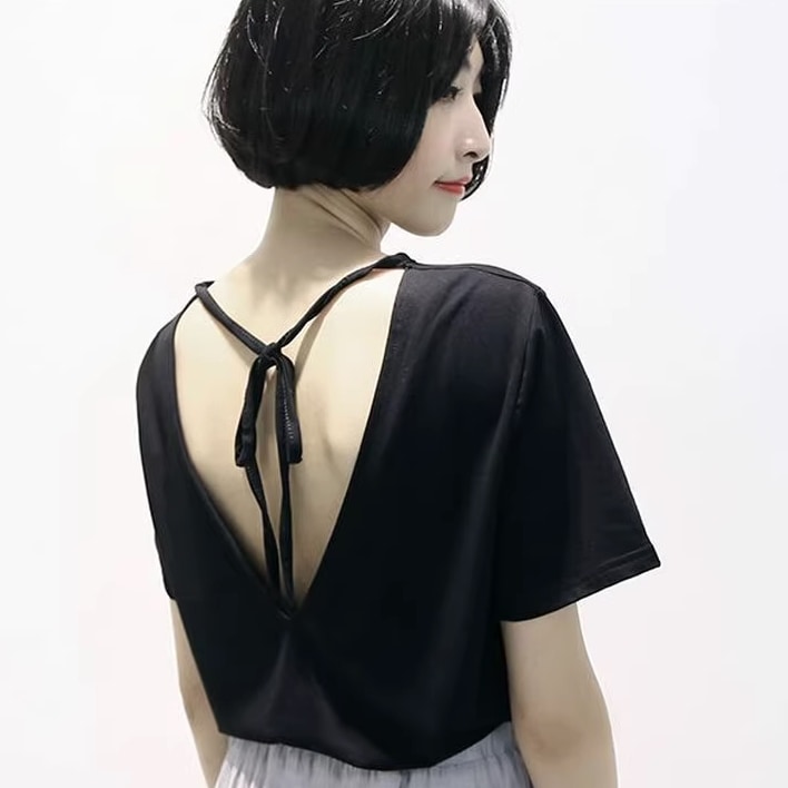 トップス ブラウス プルオーバー 袖あり 半袖 ラウンドネック リボン バックリボン バックシャン バックコンシャス 伸縮性 綿 かわいい 大人可愛い きれいめ 大人 上品 おしゃれ 大人女子