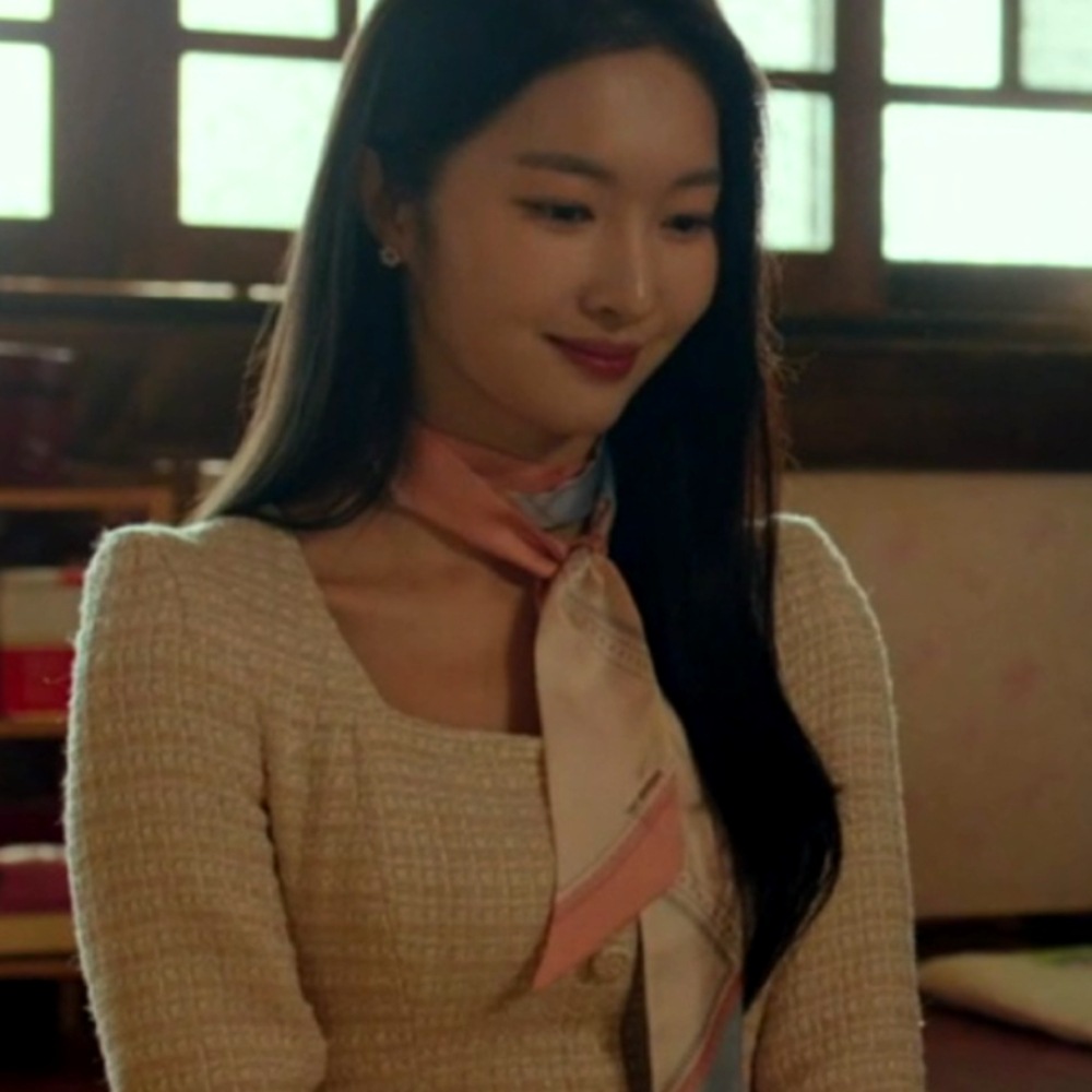 [良くも悪くもだって母親] オハヨン着用 スカーフ (PINK)