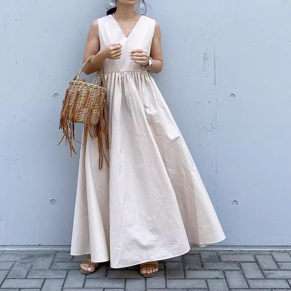 ワンピース ミモレ ミモレ丈 ロング ロング丈 マキシ マキシ丈 9分丈 アンクル丈 袖なし ノースリーブ Vネック フレア Aライン 切り替えデザイン 大人可愛い きれいめ シンプル 大人 上品