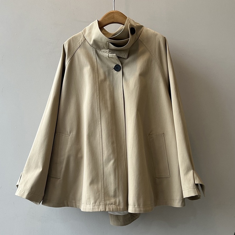 アウター コート スタンドカラーコート ショート丈 長袖 ハイネック 前開き ボタン ポケット かわいい 大人可愛い きれいめ シンプル 上品 おしゃれ かっこいい カジュアル レトロ ラフ ルーズ