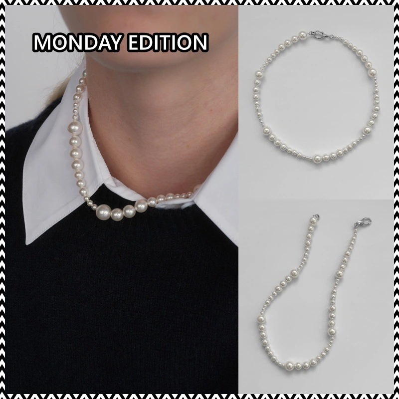 MONDAY EDITION Spiny pearl Necklace