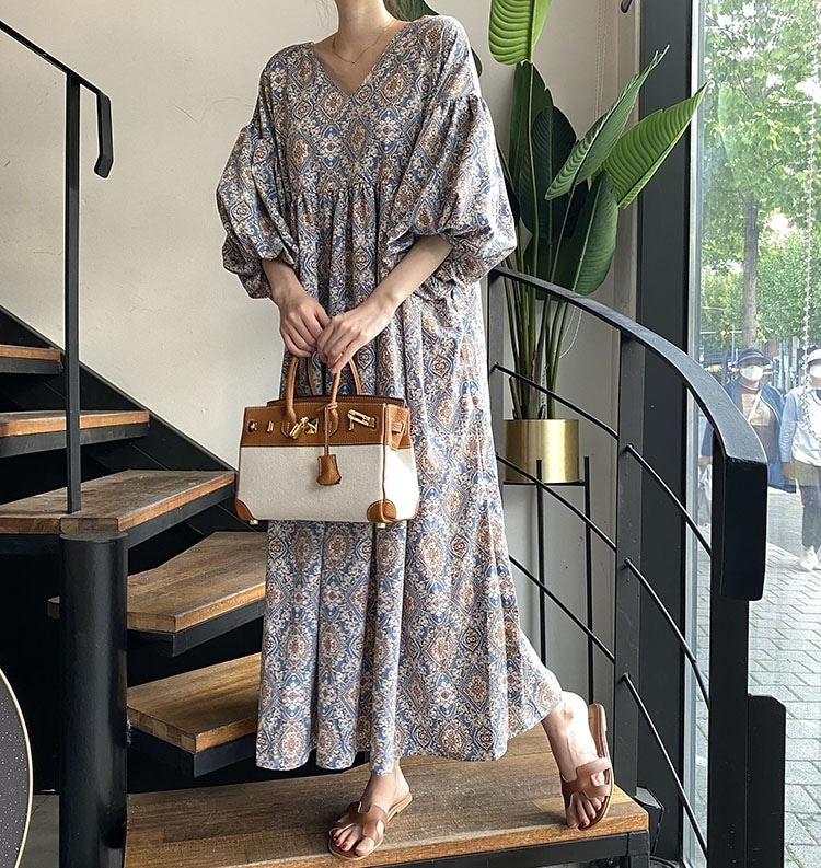 ワンピース フレアワンピース ロング ロング丈 マキシ マキシ丈 5分袖 五分袖 ボリューム袖 パフスリーブ ドロップショルダー Vネック フレア ワイド Aライン 綿 かわいい 大人可愛い