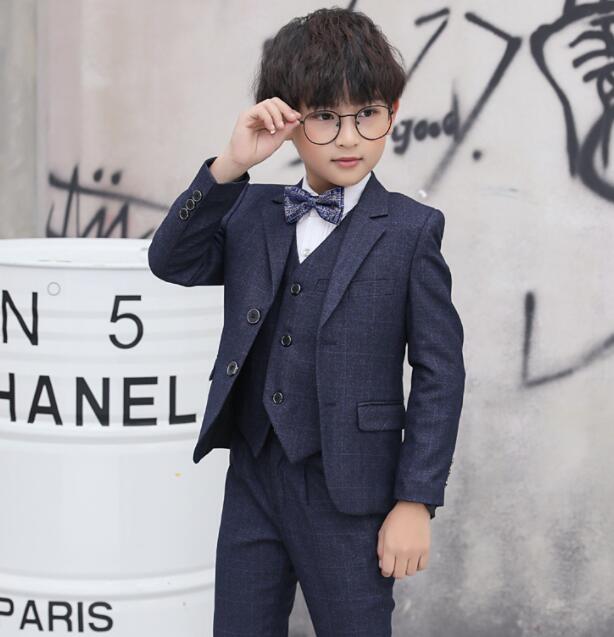 新品 子供スーツ 4セット フォーマルセット 男の子フォーマル キッズフォーマルフォーマル キッズ 子供 スーツ 入学式 卒業式 入園式 演奏会 発表会　七五三 初節 結婚式