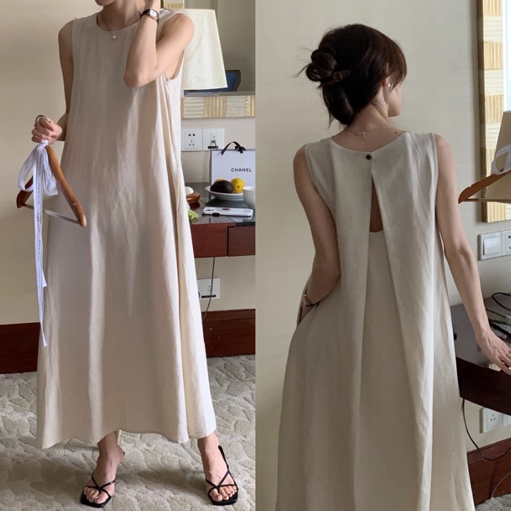 ワンピース ノースリーブワンピース マキシ丈 ノースリーブ ラウンドネック 襟なし フレア Aライン バックシャン バックコンシャス 薄手 大人可愛い きれいめ シンプル 大人 上品 おしゃれ レトロ