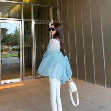 フレアシャツ ブルー ホワイト トップス シャツ ブラウス スリム 細身 ストレート スマート