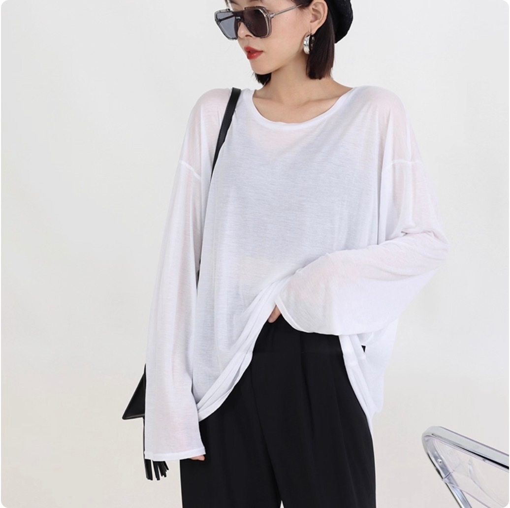 レディース トップス ロンT カットソー デート 白トップス ミディアム丈 袖あり 長袖 ボリューム袖 萌袖 ラウンドネック クルーネック 襟なし ワイド 切り替えデザイン スマート 伸縮性