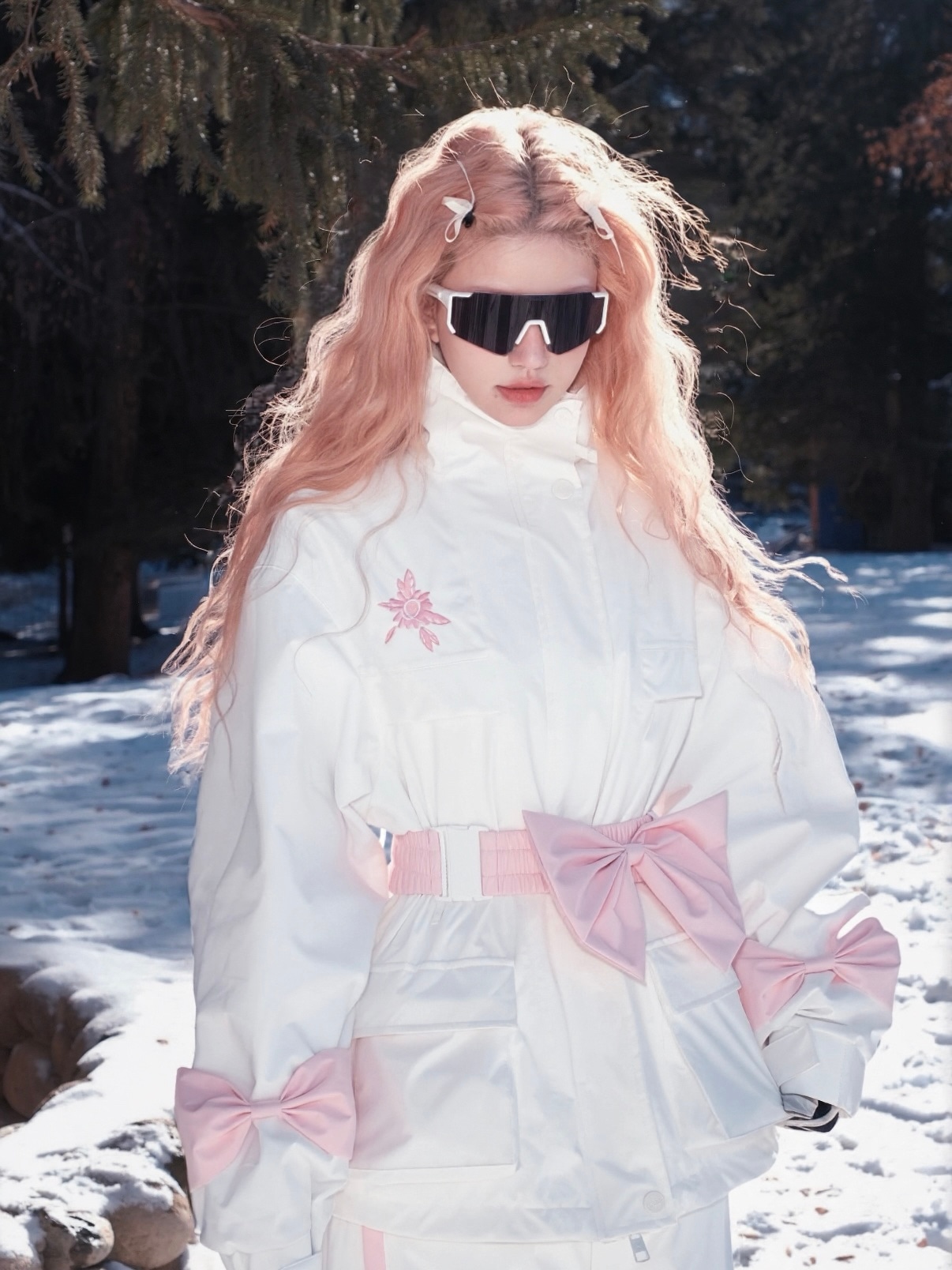 スノーボードウェア 2025 2026 白ピンク リボン レディース 3L防水15000mm スキーウェア スノボウェア パンツ アウター