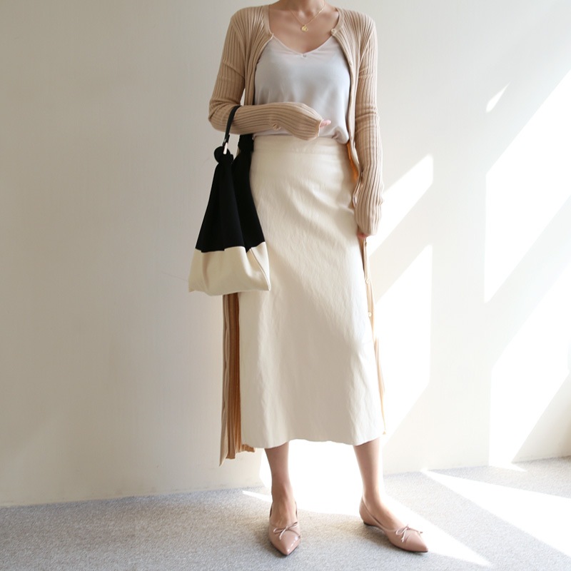 [The Bree]洗練されたスタイリングが完成ユニークアイテムLeather スカート 6,290円