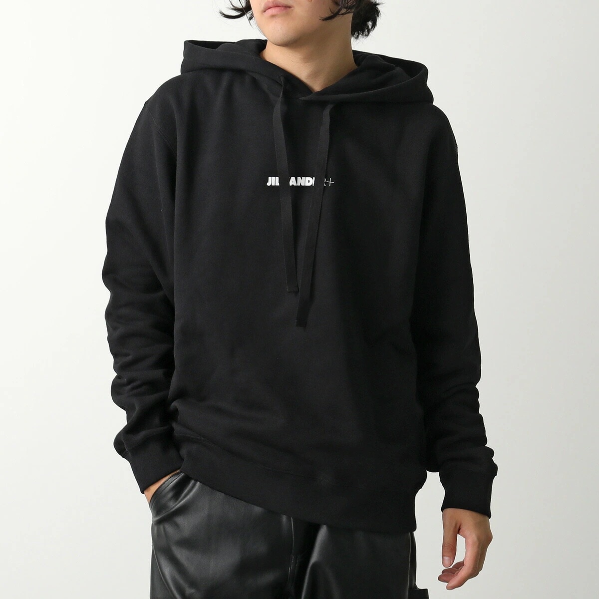 JIL SANDER+ ジルサンダー プラス パーカー J47GU0129 J20039 メンズ 長袖 スウェット プルオーバー フーディ コットン ロゴ 001/BLACK 58,280円