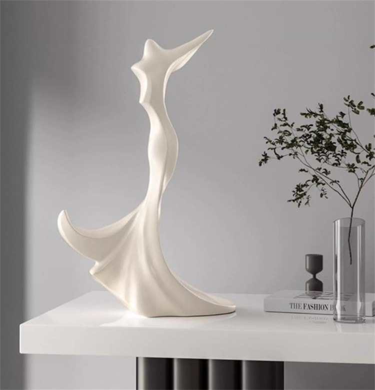 現代美術風　抽象ダンス　フィギュア　貴婦人像　リビング　フロアディスプレイ　レジン彫刻