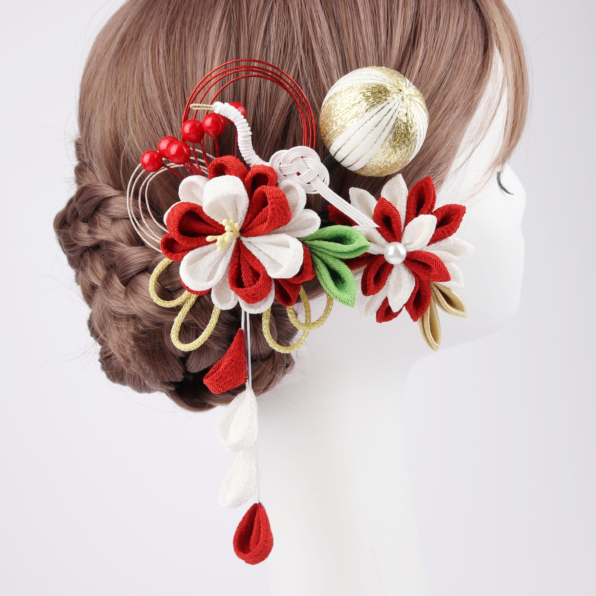 【1点ご購入 で10点プレゼントいたします】和風伝統手作りアクセサリーヘアピン記念日プレゼント水引白鳥細工金糸球剣菊髪飾り