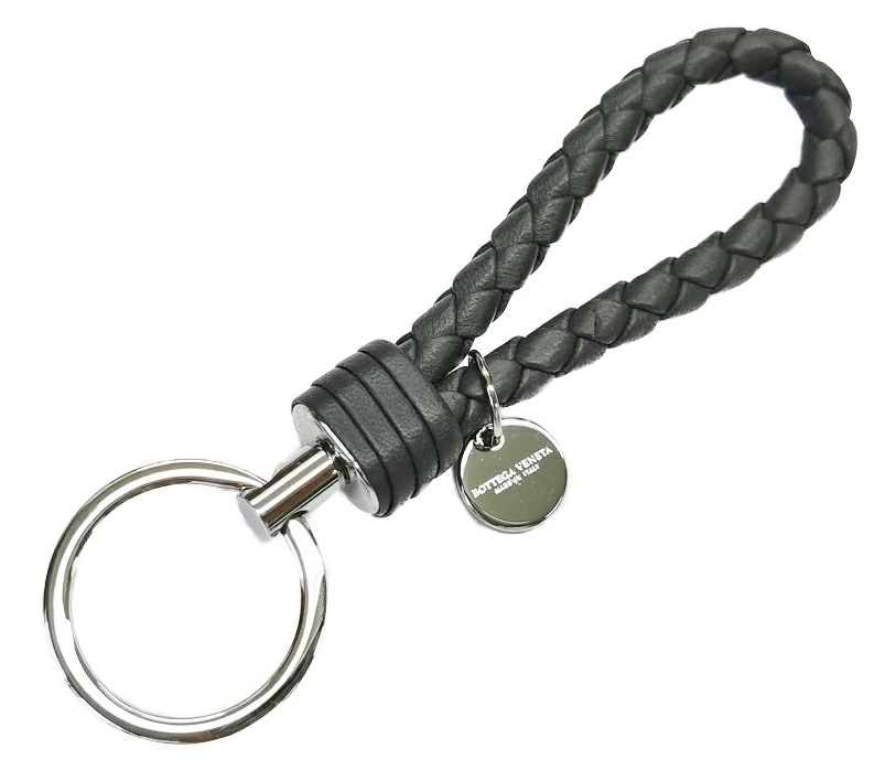 BOTTEGA VENETA 113539-V001D-8522 ボッテガヴェネタ イントレチャート ナッパ キーリング ロゴプレート付 ニューライトグレー×シルバー