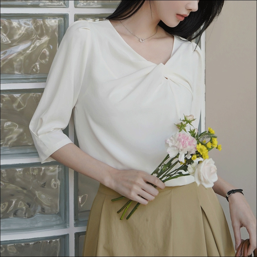 クリック＆ファニーニムドツイストブラウス