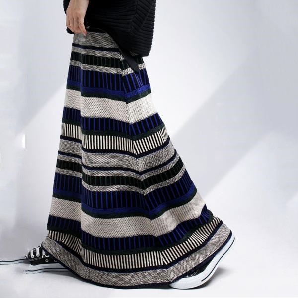 【4色入り】目を奪われるAライン配色ストライプ柄プリントスカート