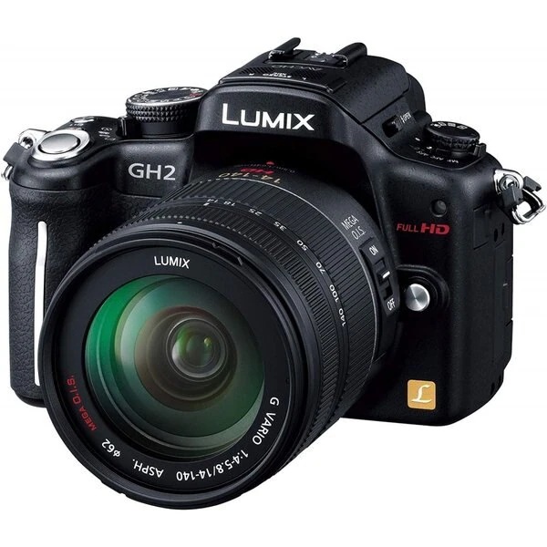【中古】パナソニック Panasonic GH2 レンズキット 高倍率ズームレンズ付属 ブラック SDカード付き 99,800円